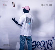 Lade das Bild in den Galerie-Viewer, Jesus&lt;3u__organic shirt (oversized, unisex)
